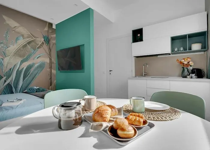 House In Fashion - Flat Near Navigli, Tortona & Duomo Area